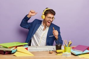 Como a Felicidade no Trabalho Pode Impulsionar sua Produtividade